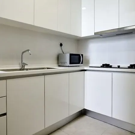 Experience The Coast - Hostahome Suites At Paragon Residence Near Downtown Johor Bahru Exterior photo