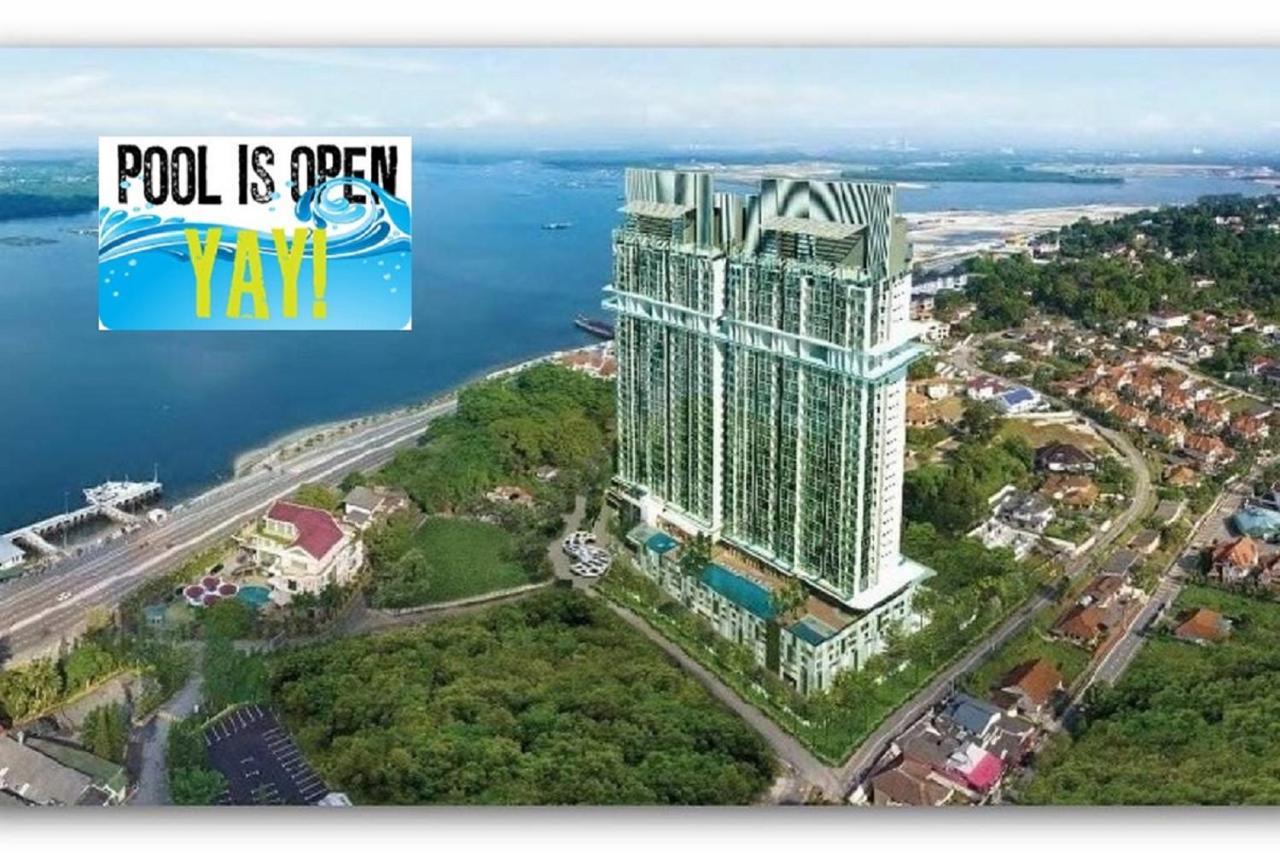 Experience The Coast - Hostahome Suites At Paragon Residence Near Downtown *