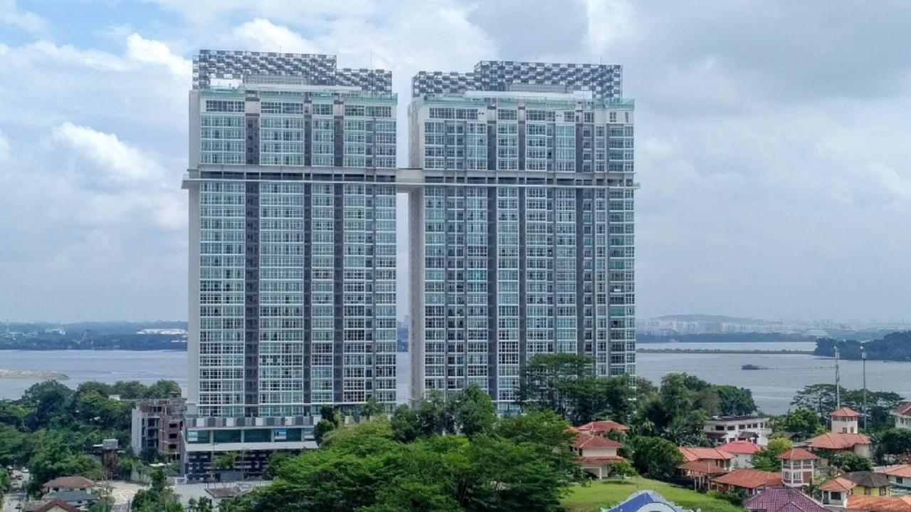 Apartment Experience The Coast - Hostahome Suites At Paragon Residence Near Downtown